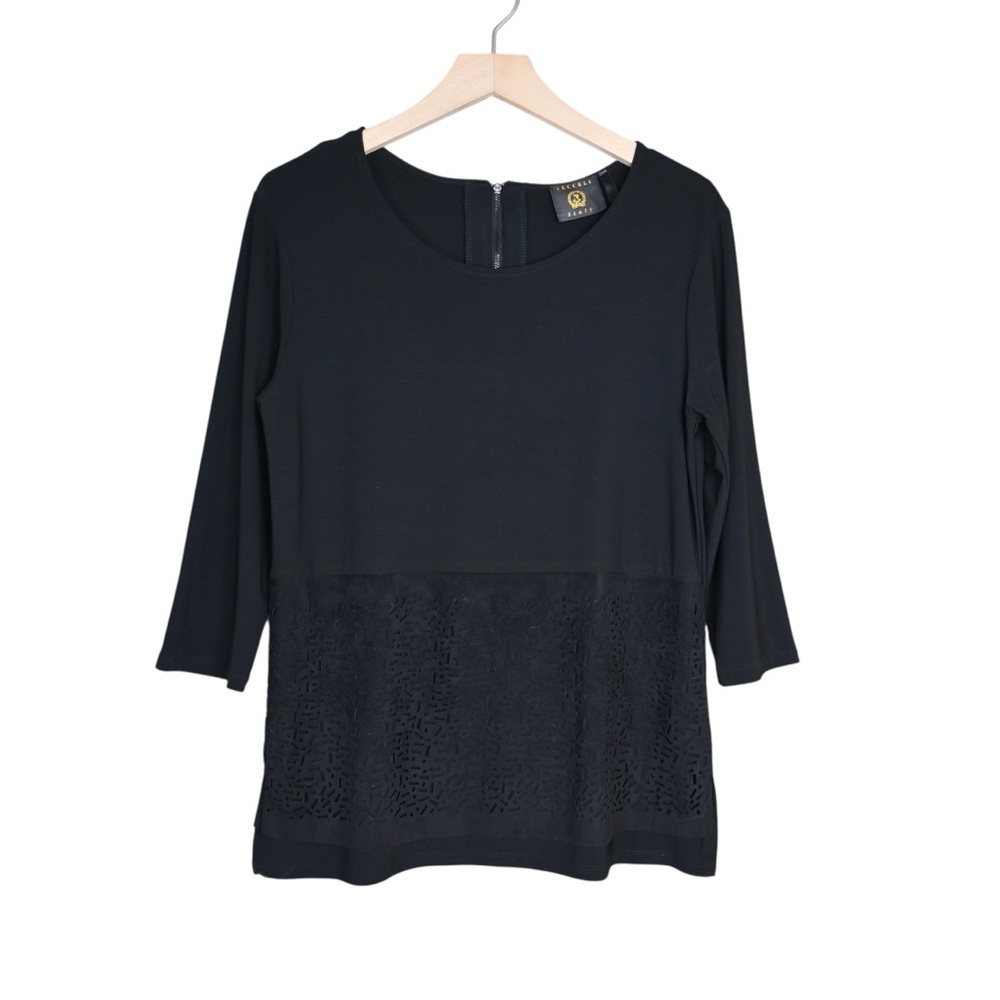 Vecceli Italy Women's M Black 3/4 Sleeve Laser Cut Blouse